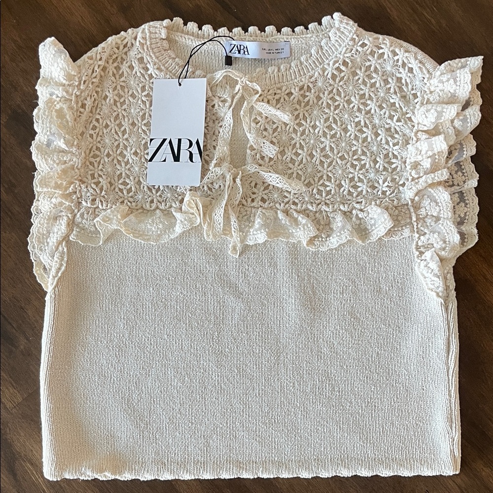 Zara Sleeveless Cream Lace Ruffle Top - Picture 6 of 9